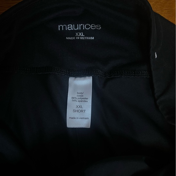 Maurice’s Black XXL Short Leggings - Picture 4 of 4